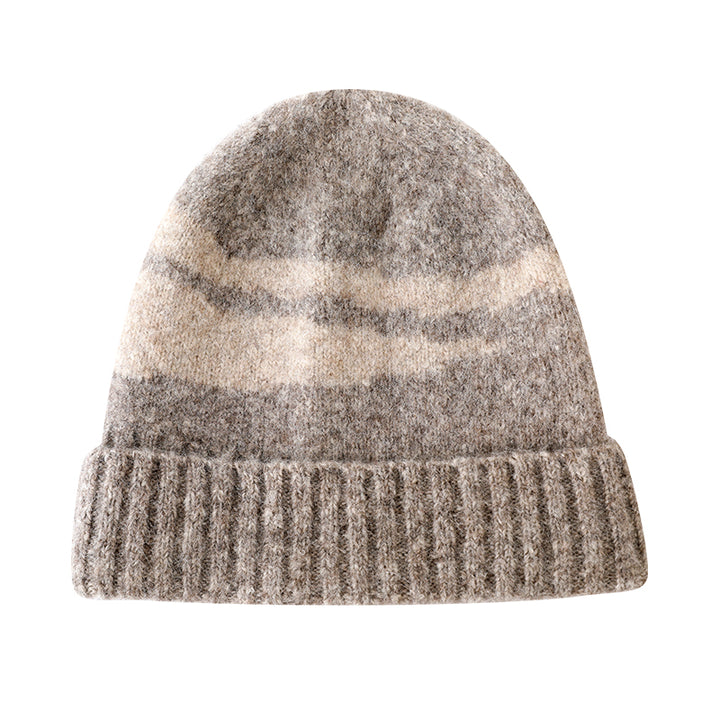 Stay warm and stylish with the Above Land Jacquard Yak Wool Hat. Made from a luxurious yak wool blend, this versatile hat features an elegant jacquard pattern, perfect for colder seasons. Ideal for both men and women, it’s the perfect accessory for comfort and style.



