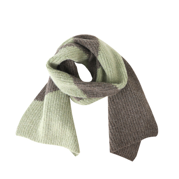 Stay warm and stylish with the Above Land Jacquard Yak Wool Scarf. Made from a luxurious yak wool blend, this scarf features a unique jacquard design for a touch of elegance. Perfect for colder seasons, it’s a versatile accessory for both men and women.



