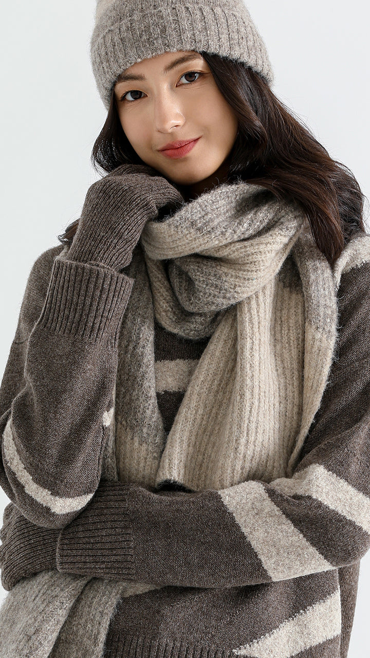 Stay warm and stylish with the Above Land Jacquard Yak Wool Scarf. Made from a luxurious yak wool blend, this scarf features a unique jacquard design for a touch of elegance. Perfect for colder seasons, it’s a versatile accessory for both men and women.




