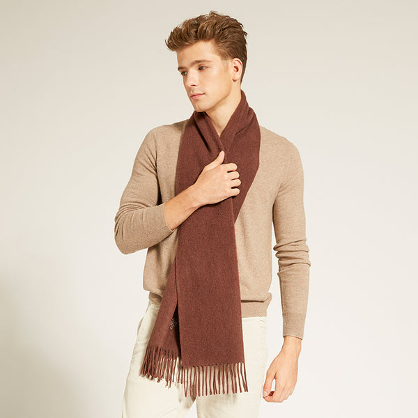 Experience the luxurious softness and warmth of the Serene Sienna Yak Wool Scarf. A perfect gift or essential winter accessory for both men and women.

