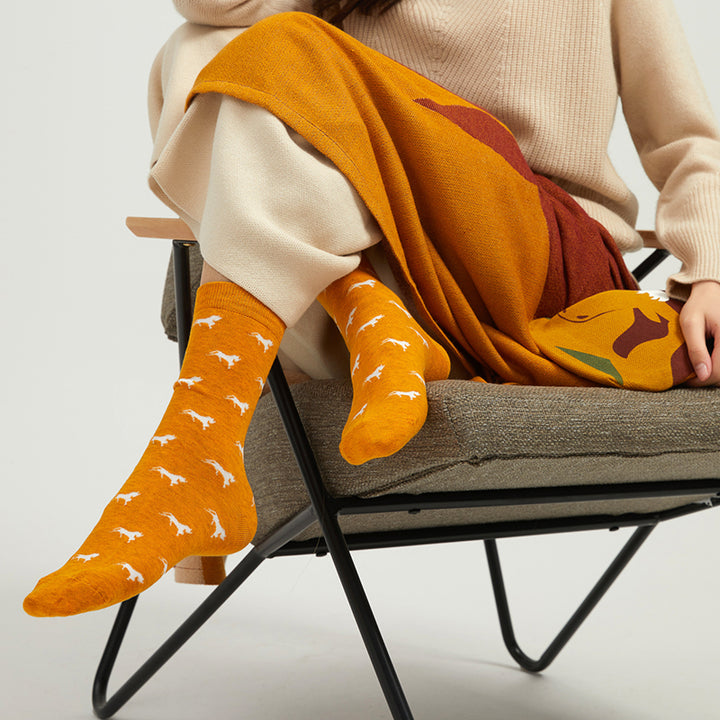 Gift warmth and luxury with the Yushu Socks Gift Set for Women. Crafted from soft yak wool, these socks provide comfort and style, making them perfect for any occasion.