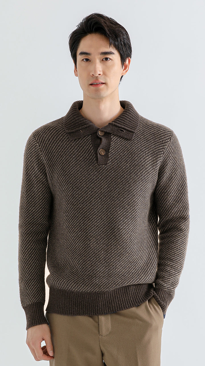 Stay warm and stylish with the Men's Shambala Half High Collar Yak Wool Pullover. Crafted from luxurious yak wool, this pullover offers exceptional softness, warmth, and a modern high collar design perfect for cooler weather.