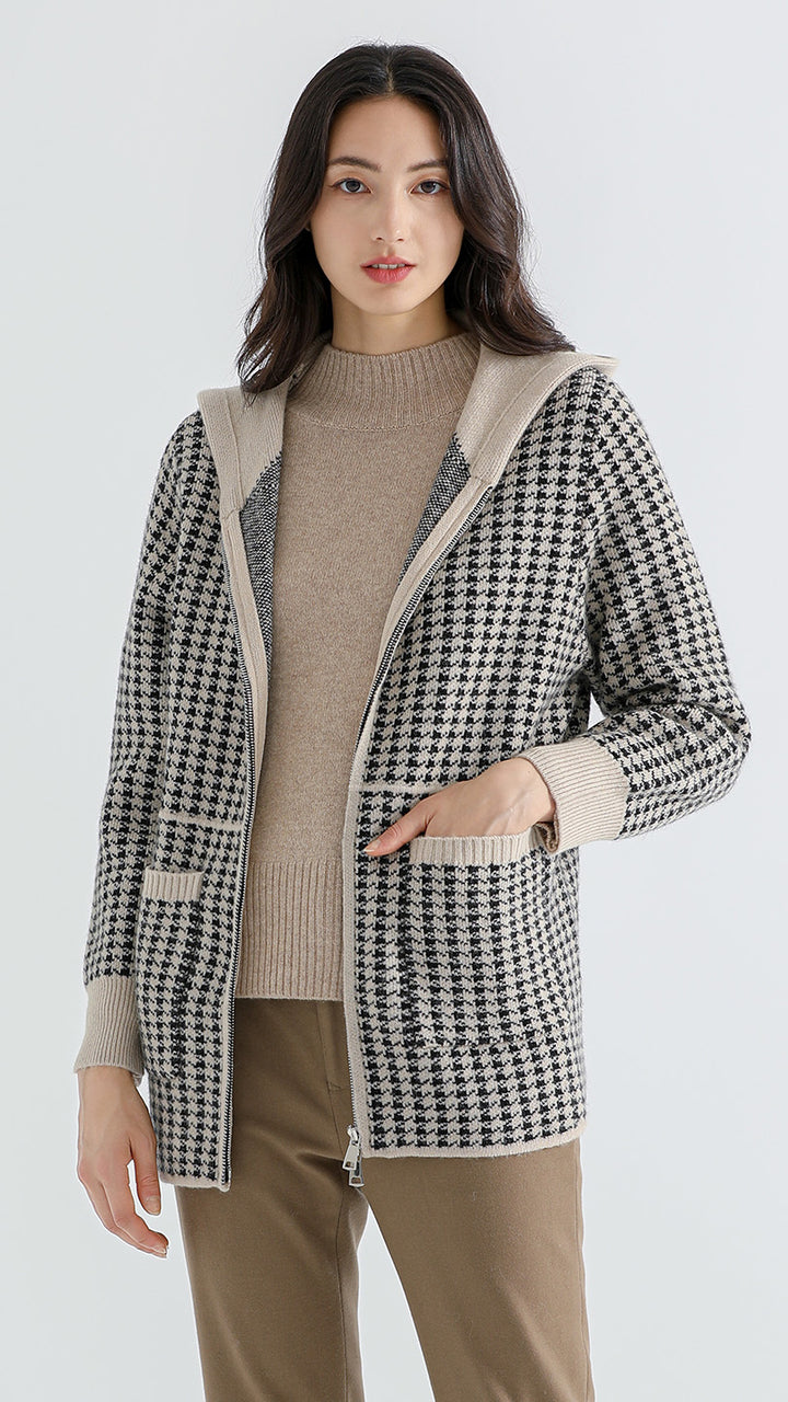 Discover the Shambala 100% Yak Houndstooth Cardigan with Hood. Crafted from premium yak wool for ultimate softness and warmth, this stylish cardigan is perfect for cool weather and everyday wear.