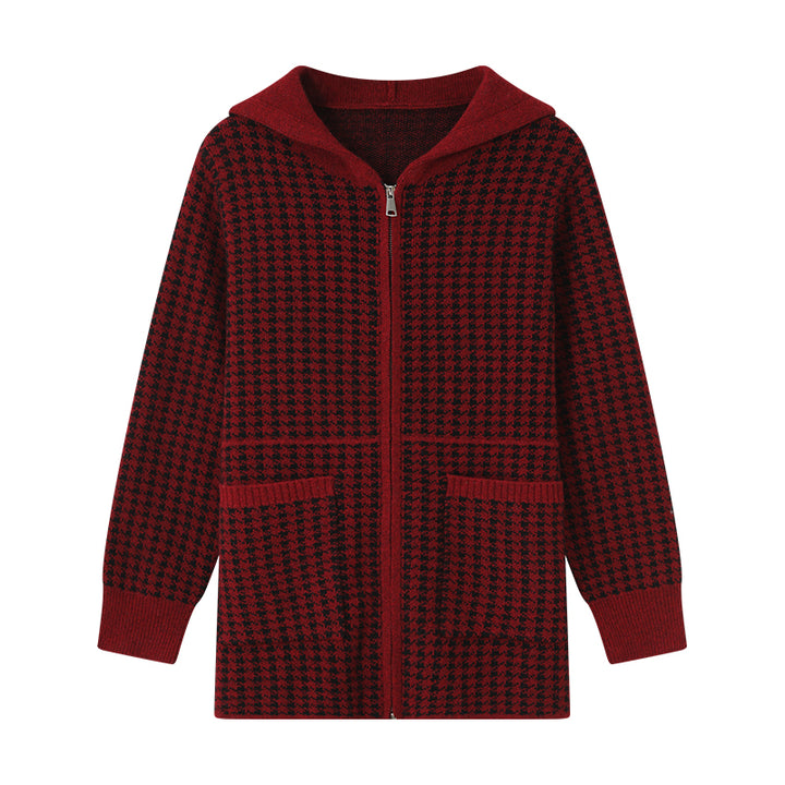 Discover the Shambala 100% Yak Houndstooth Cardigan with Hood. Crafted from premium yak wool for ultimate softness and warmth, this stylish cardigan is perfect for cool weather and everyday wear.