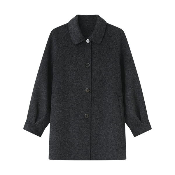 Stay stylish and warm with the Women's Shambala Reversible Lapel Yak Wool Coat. Crafted from premium Yak wool, this reversible coat offers two elegant looks in one, making it the perfect addition to your winter wardrobe.