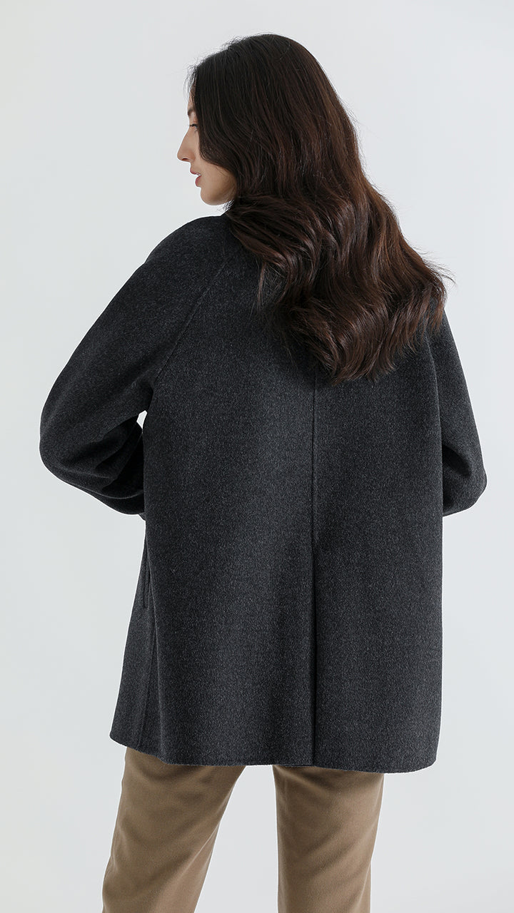 Stay stylish and warm with the Women's Shambala Reversible Lapel Yak Wool Coat. Crafted from premium Yak wool, this reversible coat offers two elegant looks in one, making it the perfect addition to your winter wardrobe.