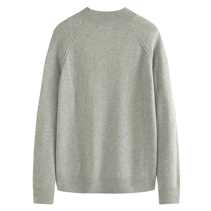 Wrap yourself in the ultimate comfort with the Women's Shambala 100% Yak Eternity Sweater. Crafted from 100% Yak wool, this soft and durable sweater offers both warmth and sophistication for any season.