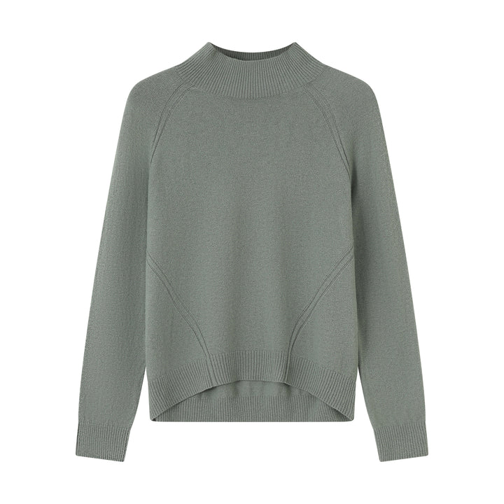 Wrap yourself in the ultimate comfort with the Women's Shambala 100% Yak Eternity Sweater. Crafted from 100% Yak wool, this soft and durable sweater offers both warmth and sophistication for any season.